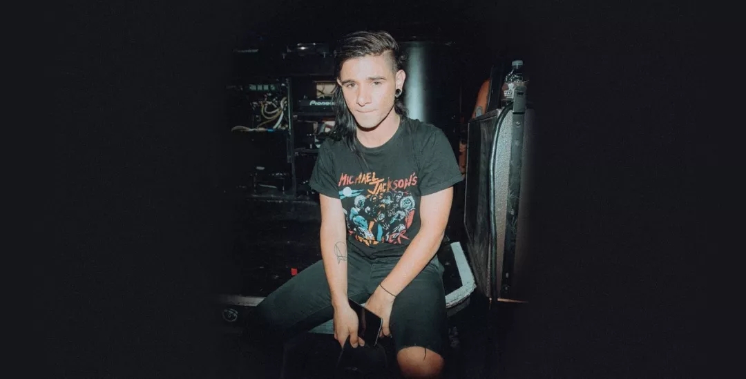 绕属性互补 绕属性互补